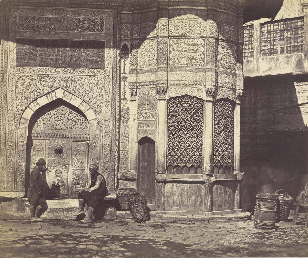 Binlerce İstanbullu her gün önünden geçiyor! İşte Saliha Sultan Çeşmesi’nin ilginç hikayesi - Resim: 25